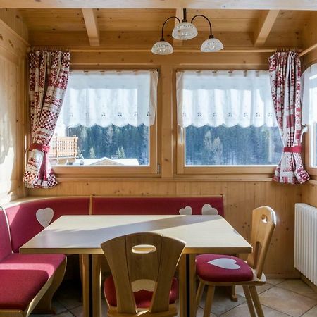 Lovely House In The Dolomites Apartamento Mazzin Exterior foto